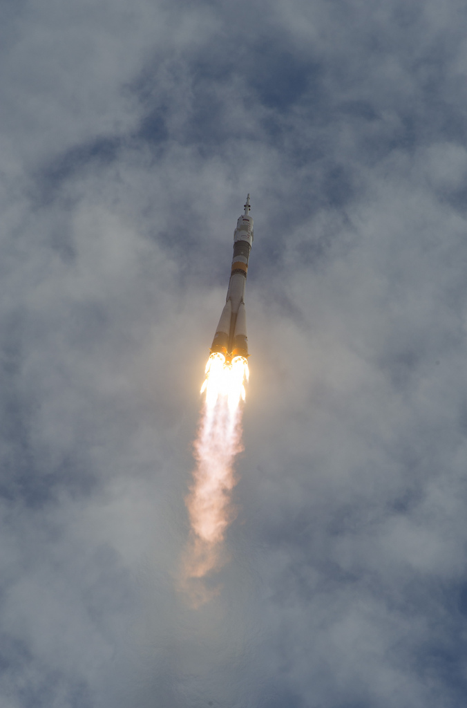New Space Station Crew Launches Into Orbit on Russian Spacecraft